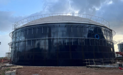 Réservoir eau traitée au Sénégal