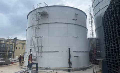 Réservoir de stockage d\'eau potable en Guinée